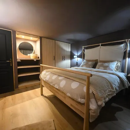 Valfont House Chalet *